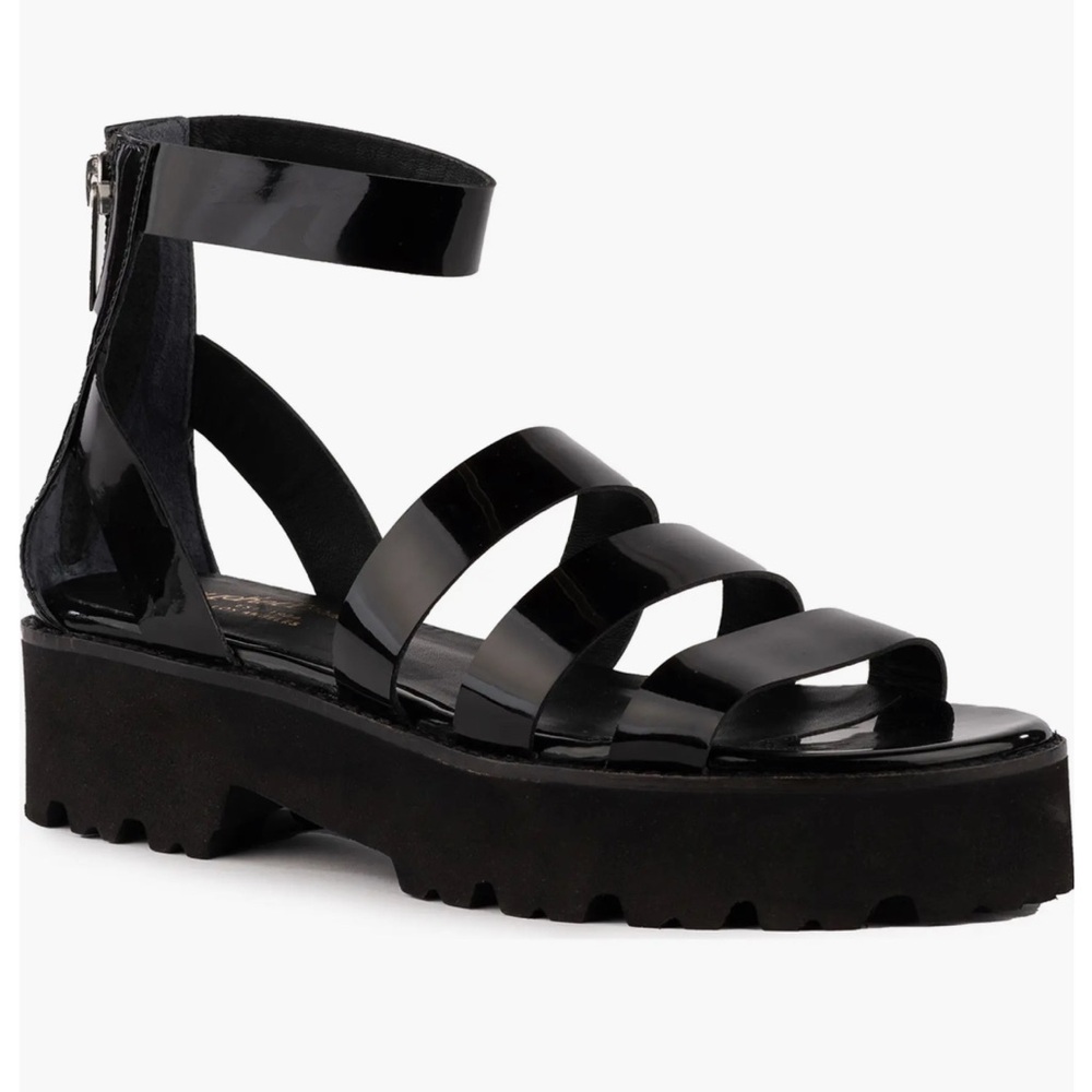 Seychelles Black Patent Leather Platform Sandals with Chunky Straps
